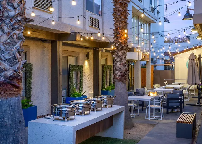 Doubletree By Hilton Campbell - Pruneyard Plaza